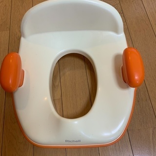 補助便座　リッチェルの画像