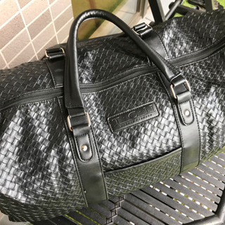 価格相談可能★ボストンバッグ　黒　フェイクレザー　美品