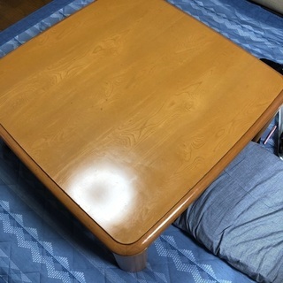 こたつテーブル