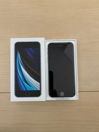 【SALE】新品未使用　iPhone第二世代SE