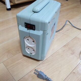 変圧器ジャンク品（トランス、100v→220v、昇圧）の画像