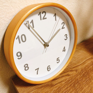 【ほぼ新品です】壁掛け時計 22cmの画像