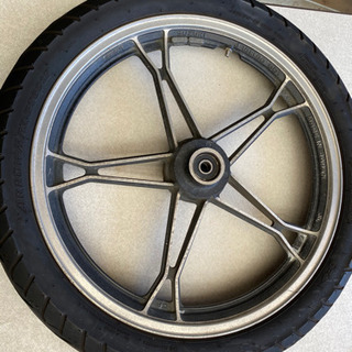 GSX250Tザリゴキ用のタイヤの画像