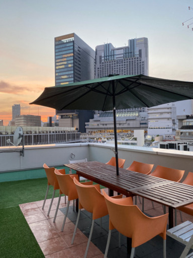 バルコニータイル　テラコッタピンク64枚マットブラック25枚