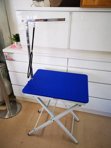 ペット用　トリミングテーブル　折りたたみ式