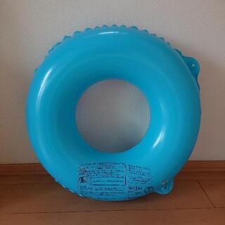 中古 ロープ付浮き輪 マリン柄の画像