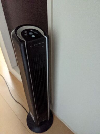 タワー型　扇風機