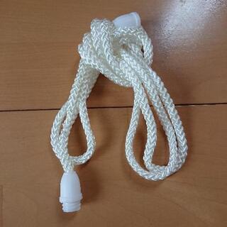 中古 ロープ付浮き輪 マリン柄の画像