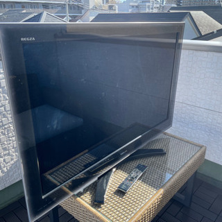 東芝　47インチ液晶テレビ　差し上げます。