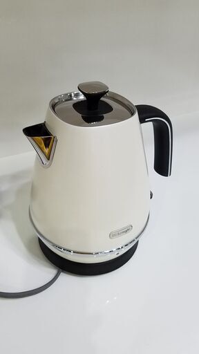 【愛品館市原店】DeLonghi　KBI1200J-W  電気ケトル【管理IFC023449-104】