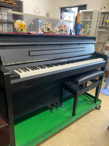 YAMAHA CLP585B 電子ピアノ