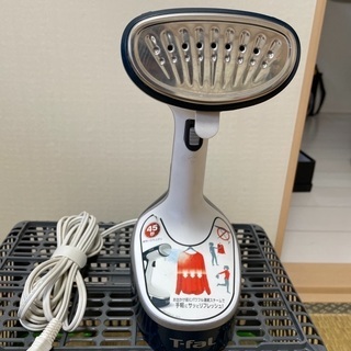 お譲りの方決まりました。T-fal スチームアイロン