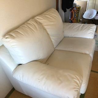 2人がけソファーの画像