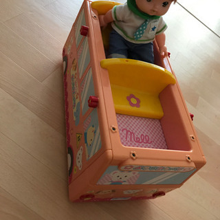 メルちゃん幼稚園バス