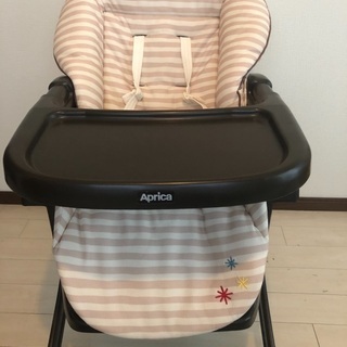 Apricaハイローチェア　手動スイングベッド　スイングチェアの画像