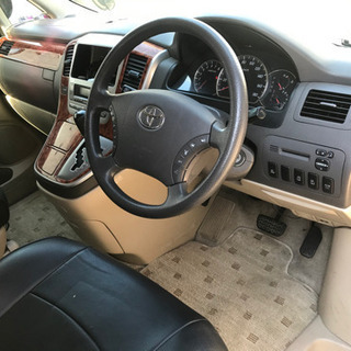 苫小牧　アルファード2.4L　4ＷＤ　8人乗り　シートカバーの画像