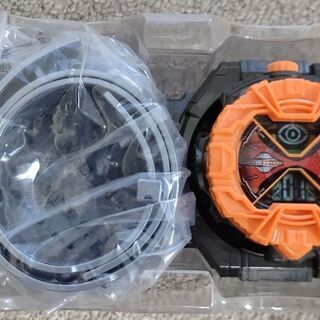 【美品】仮面ライダージオウ DXライドウォッチホルダー&仮面ライダーゴーストライドウォッチの画像