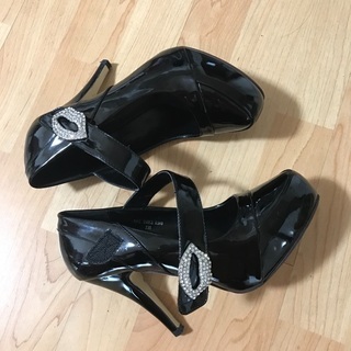 23.5センチのヒールを譲りますの画像