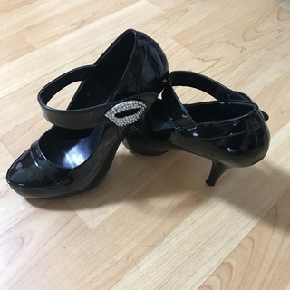 23.5センチのヒールを譲りますの画像