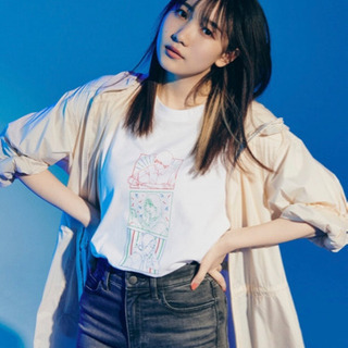 ☆UNIQLO YOASOBI Tシャツ☆①の画像
