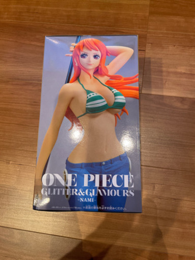 ONE PIECE ナミ　GLITTER GLAMOURS フィギュア