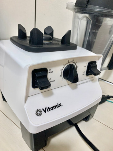 Vitamix バイタミックス ミキサー VM0111 ブレンダー