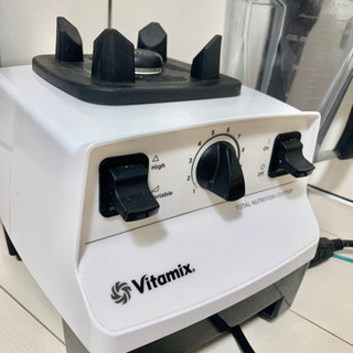 Vitamix バイタミックス ミキサー VM0111 ブレンダー