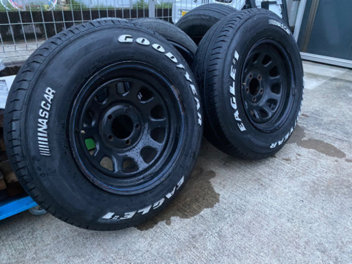 15インチ7J 5H114.3デイトナ？ナスカー