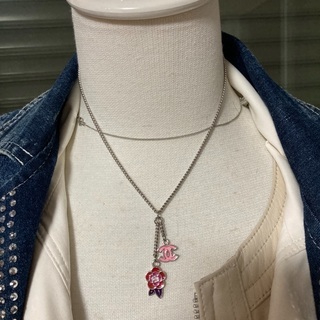 イヤリングとネックレス2点セット5,000円の画像