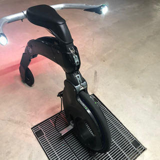 YikeBike 折りたたみ電動バイク
