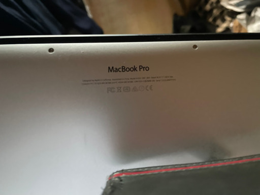 MacBook Pro明日引き取り可能な人限定