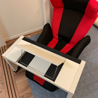 【座椅子/一人用ソファ&PCテーブル付】グランデルタマンボウ&専用サイドテーブルの画像