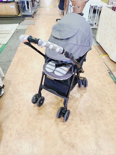 【愛品館市原店】コンビ ホワイトレーベル スゴカル α 4キャス compact エッグショック【愛市IBC】