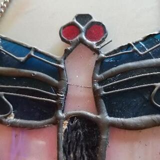 壁掛けステンドグラスのとんぼの画像