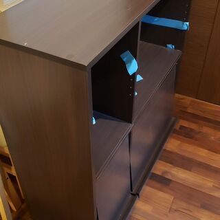 本棚 ディスプレイラック フラップ扉付 No.1の画像