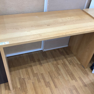 無印良品　無垢材デスク