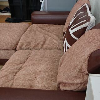 海外製ソファー、オットマンの画像