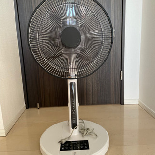 大幅値下げ！扇風機  HITACHI  HEF-RM2  2017年製