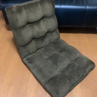 調節可能なフロアチェア