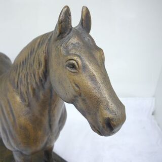 日本釧路種 馬の置物 高さ約30.5ｃｍ 約6.7kg 軍馬 オブジェ インテリア 金属 北海道 札幌市手稲区 日本釧路種 馬の置物 高さ約30.5cm 約6.7kg 軍馬 オブジェ
