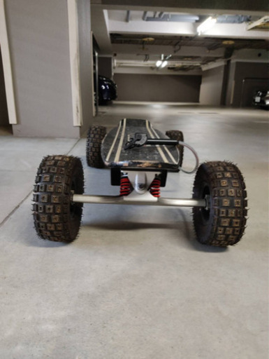 電動スケートボード　大径タイヤ