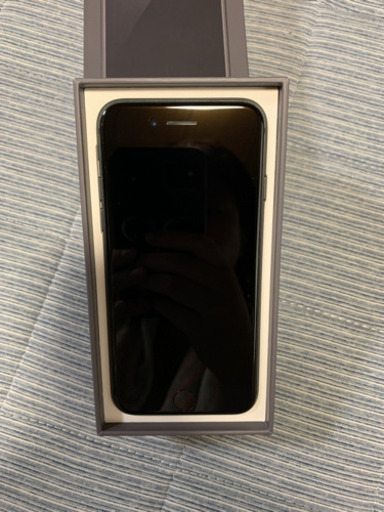 iPhone8 64GB space gray くろ