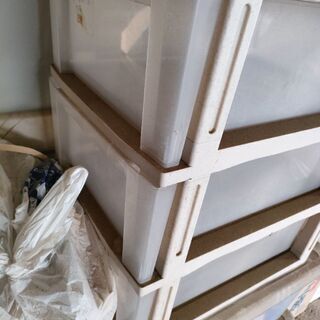 無料　収納ケース　DAISO等　