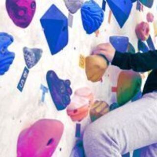 【クライミング】だれでも登れるボルダリング【体験】