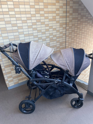 期間限定半額セール中‼️双子用コンツァーズ製多機能ベビーカー