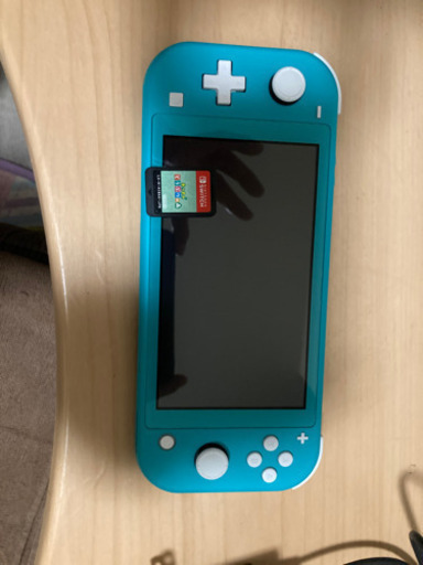 美品Nintendo Switchlight本体とソフトセット