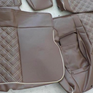デリカd5  2列目シートフルカバー　新品