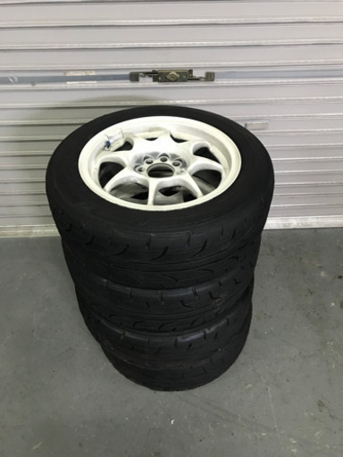 レース用軽量ホイールとSタイヤの4本セットです。14インチ