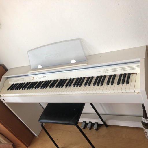 カシオ プリビア スタンダードモデル PX750