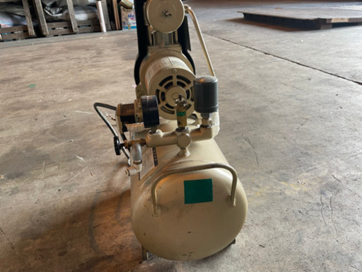 TOSHIBA  コンプレッサー 0.4kw